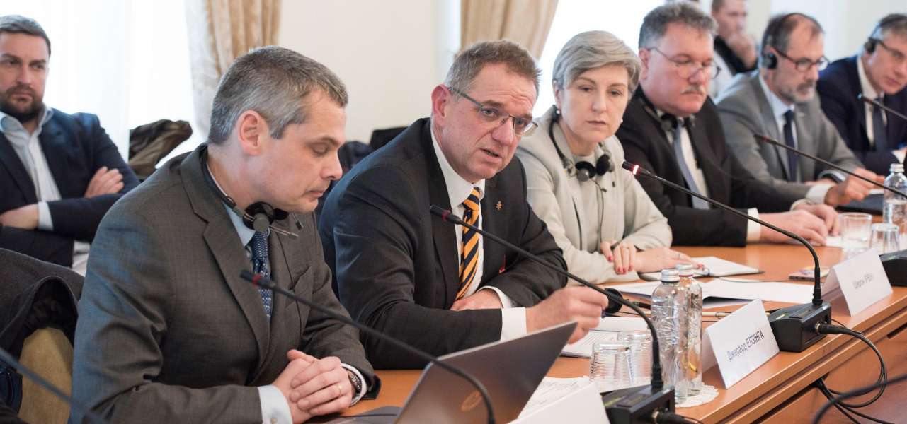 Ірина Геращенко: Ухвалення Парламентом закону «Про національну безпеку України» наблизить Україну до стандартів НАТО в безпековому секторі Ірина Геращенко: Ухвалення Парламентом закону «Про національну безпеку України» наблизить Україну до стандартів НАТО в безпековому секторі